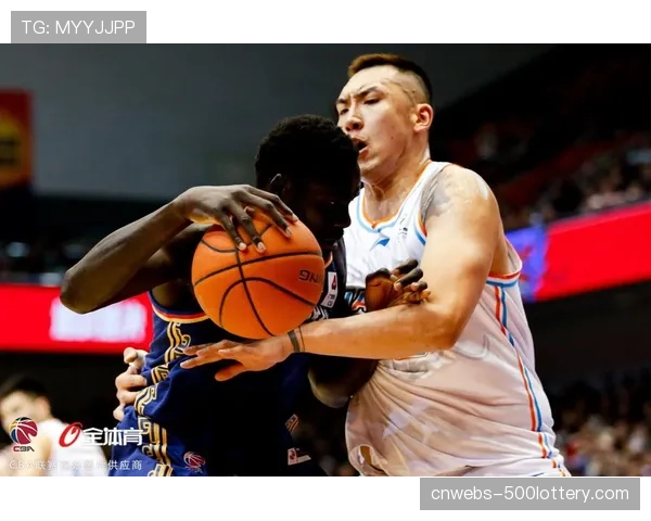 官方：南京同曦宙光外援皮特森因腿筋伤势预计缺席两周