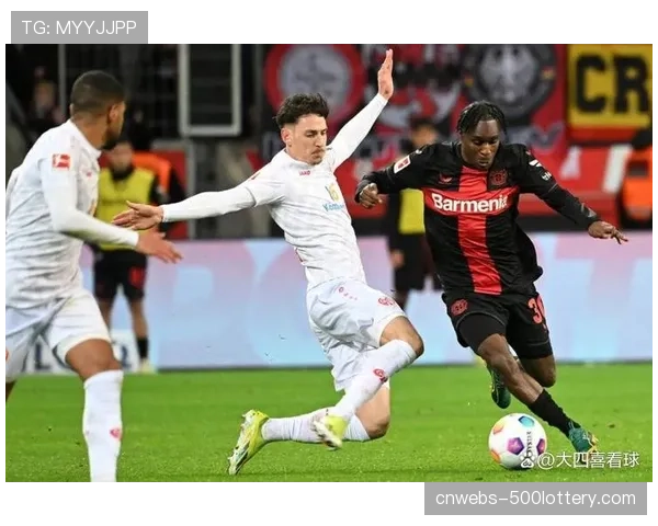 莱比锡RB逆转战胜法兰克福,确保下赛季欧冠资格 莱比锡RB逆转战胜法兰克福,确保下赛季欧冠资格